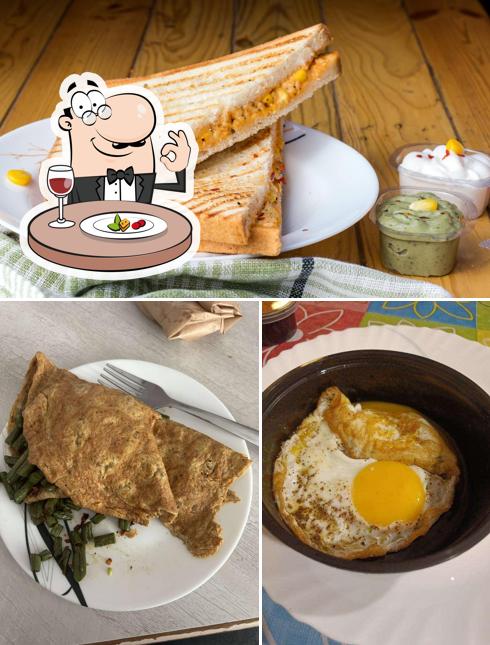 MYOFO - Make Your Own Filling Omelette