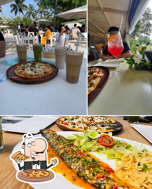 Order pizza at Thalassa Greek Taverna