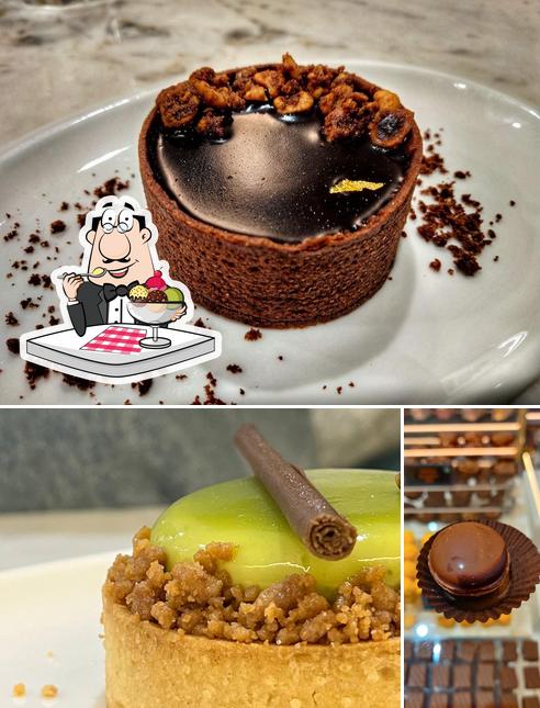 Smoor Cafe - Sadashivanagar provides a number of desserts