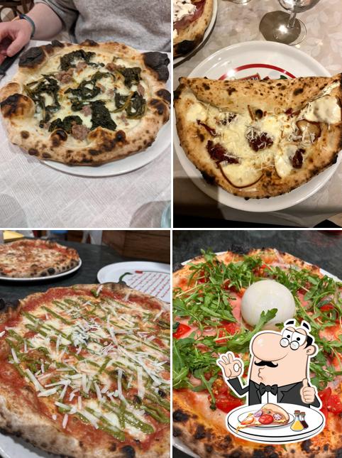 A Pizzeria Vesuvio, puoi goderti una bella pizza