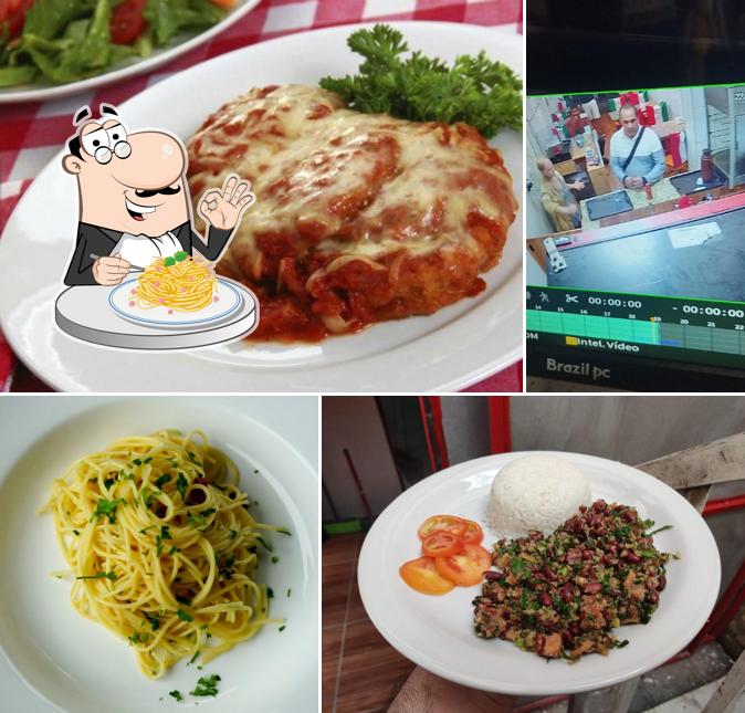 Espaguete carbonara em Cantinho Italiano, Pizzaria & mais