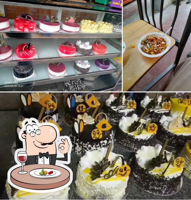 Food at sri krishna bakery&sweets