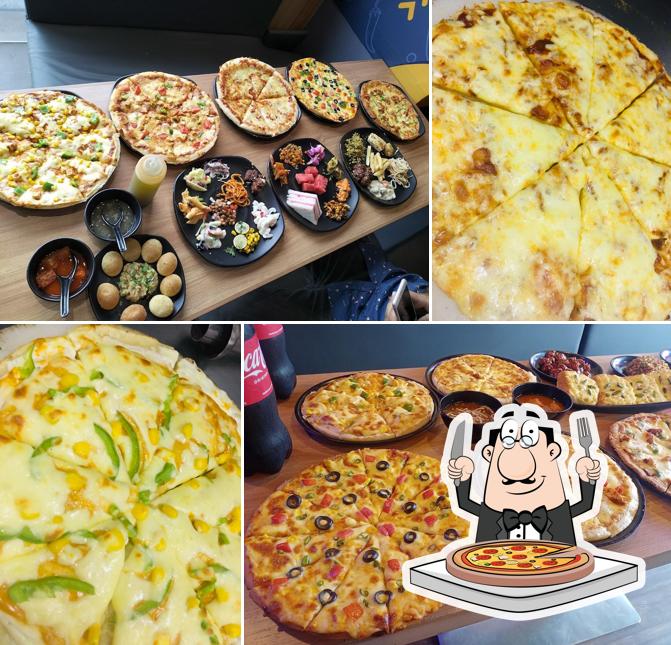 Try out various kinds of pizza