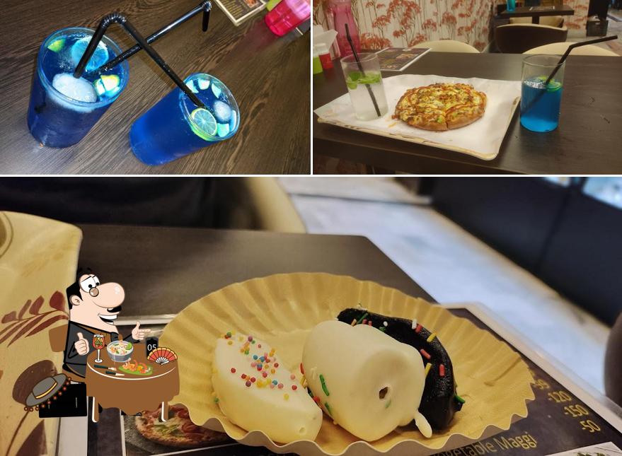 Food at BLOOMING BAKES