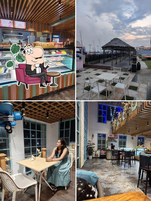 Check out how Cafe Cookies looks inside