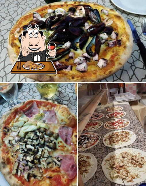 Ordina una pizza a Bora Bora Pizzeria Ristorante