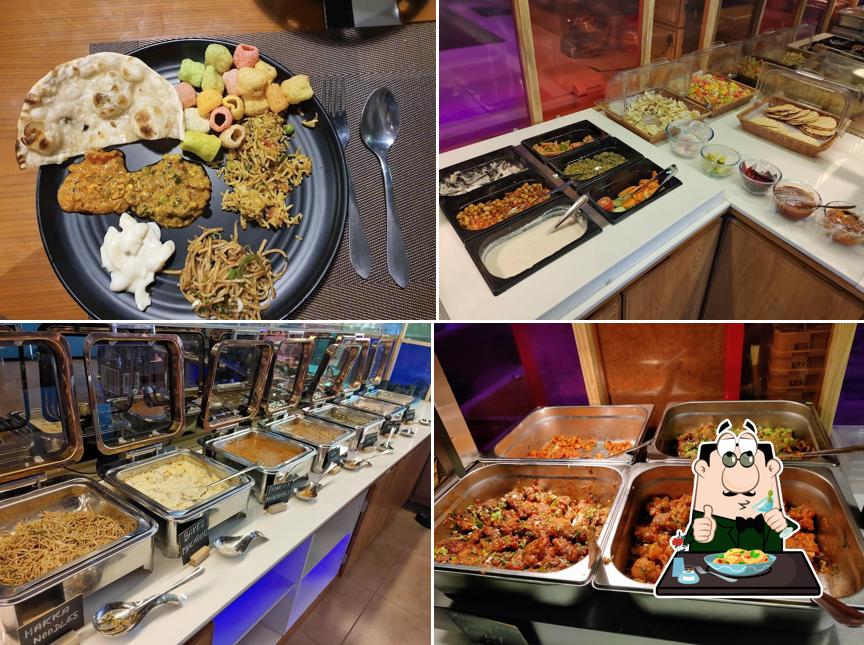 Food at Mad Over Grills (Bhat)