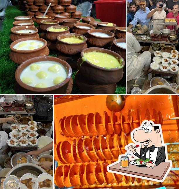 Food at Joshi Dahi Bada House