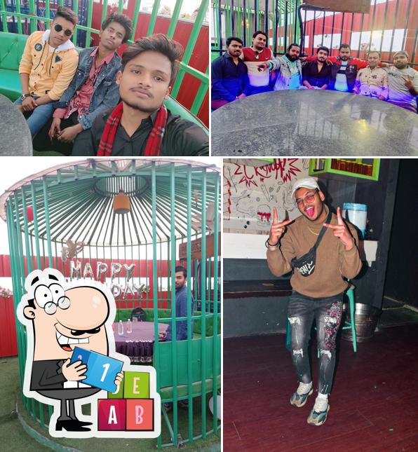 Skyline Lounge and Rooftop