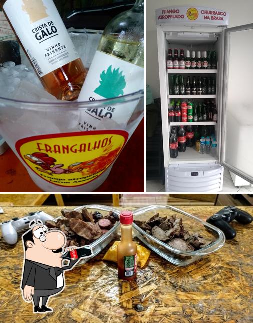Tome uma bebida do menu