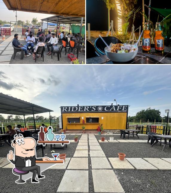 Rider's cafe food court