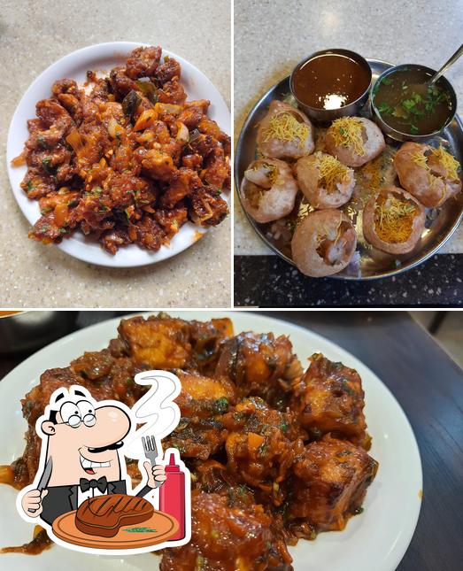 Try out meat dishes at Hotel Shanthi Sagar ಹೋಟೆಲ್ ಶಾಂತಿ ಸಾಗರ್