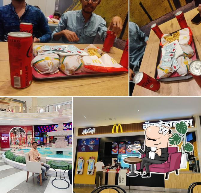 Check out how McDonald's Phoenix Mall Food Court looks inside