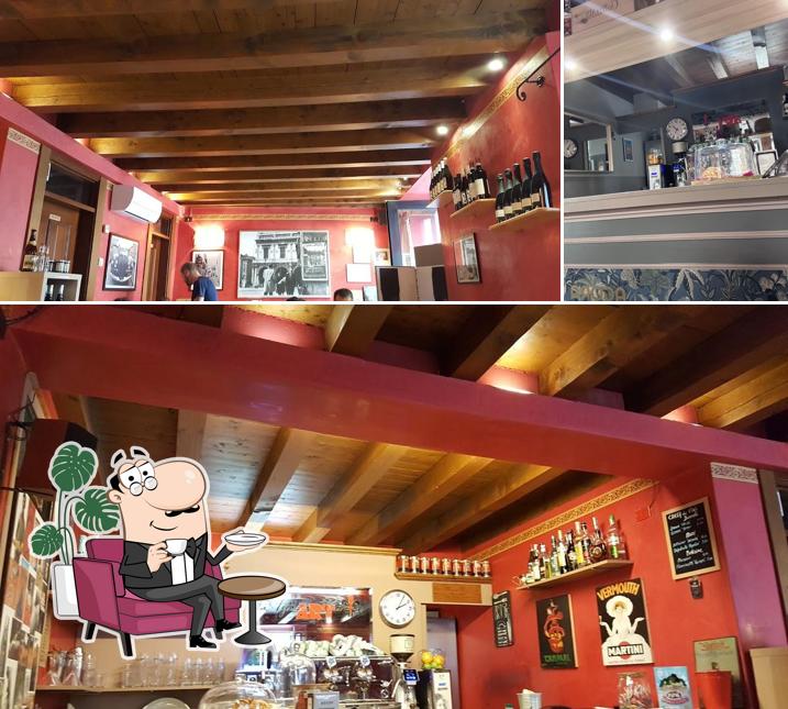Gli interni di Agorà Caffè
