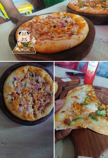 Order various kinds of pizza