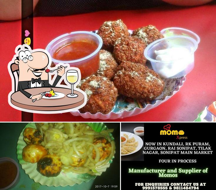 Food at Momo's Express