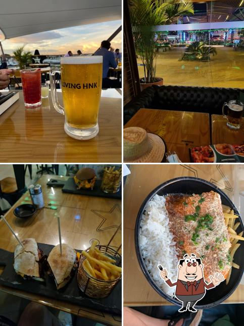 Comida em Living HNK Brasília