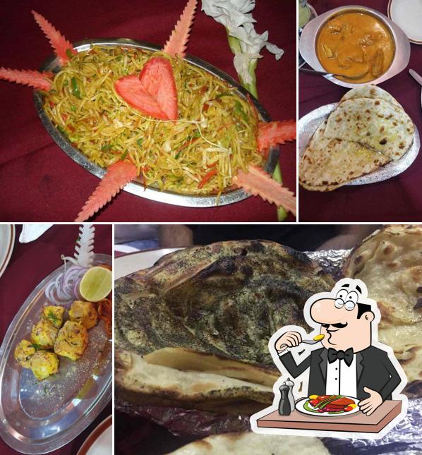 Food at Moti Mahal Restaurant