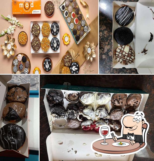 Mad Over Donuts