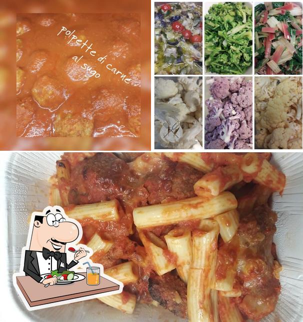 Platti al Gastronomia Via Roma Piatti d'asporto - girarrosto a legna