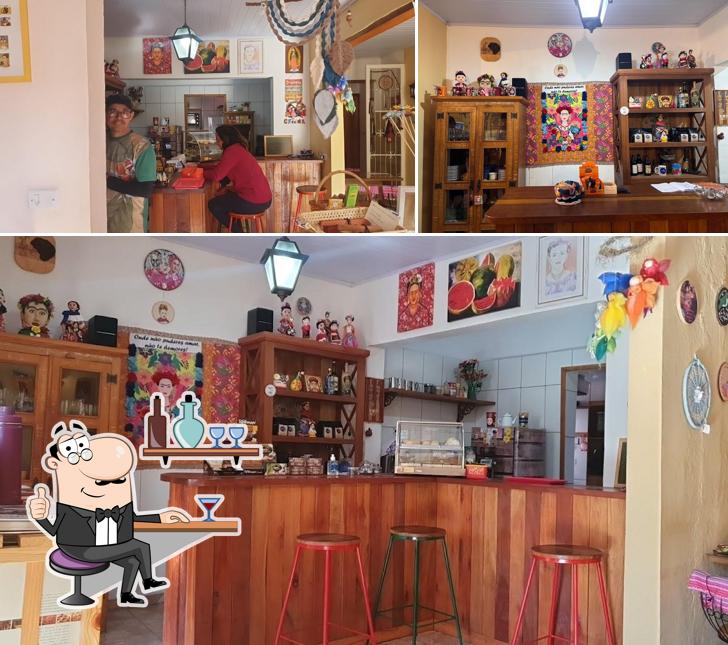 Veja imagens do interior do Viva La Vida Café