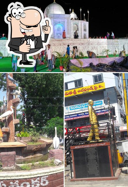 Look at this pic of Yogini dosa Plaza& morning tiffins