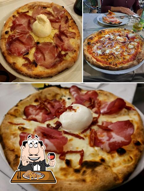 Scegli una pizza a Ristorante Pizzeria Al Vecchio Frantoio