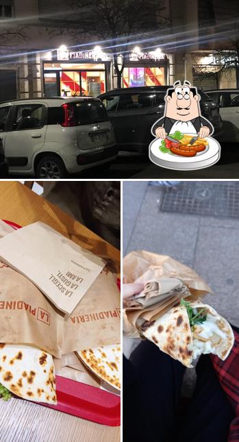 La foto di cibo e esterno da La Piadineria