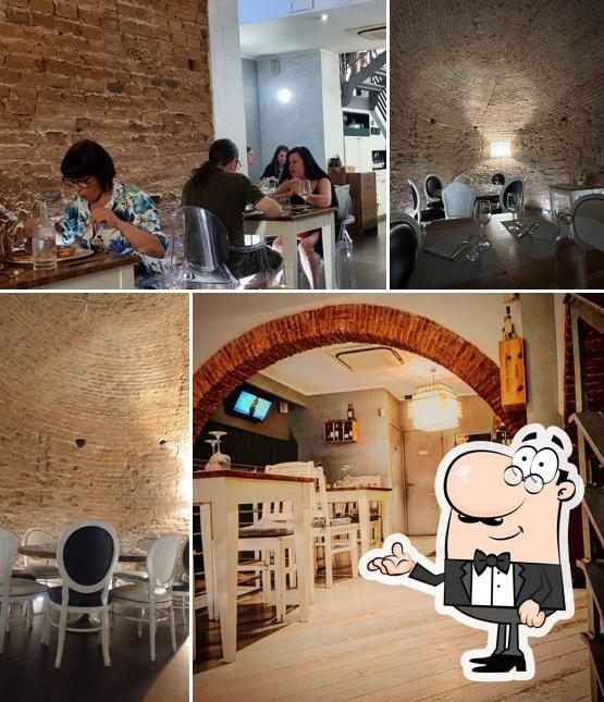 Dai un'occhiata agli interni di MAMA'S