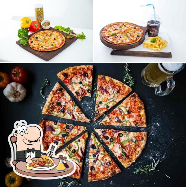 Order pizza at Midtown Café