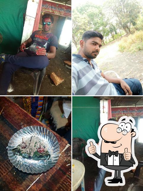 See the pic of Raja Ka Dhaba