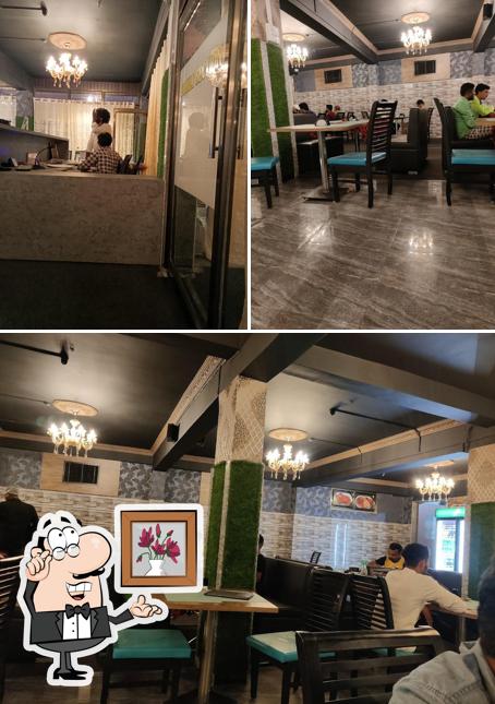 New Broadway Family Restaurant - Best Food Restaurant In Udgir Best Veg-Non Veg Restaurant Best Family Restaurant