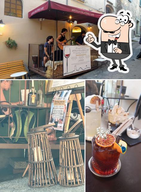 Siediti a un tavolo di Antica Velathri Cafè
