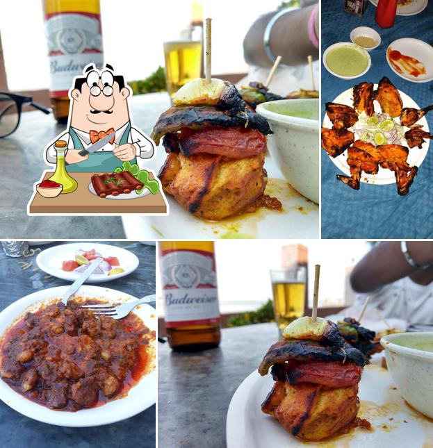 Goldmoon Bar And Restaurant