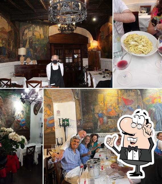 Dai un'occhiata agli interni di Da Carlone