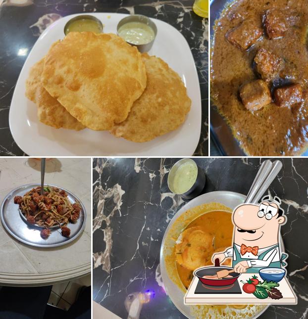Chicken curry at Roti Corner s