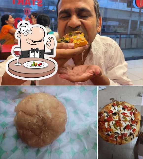 Food at Rominus Pizza and Burger