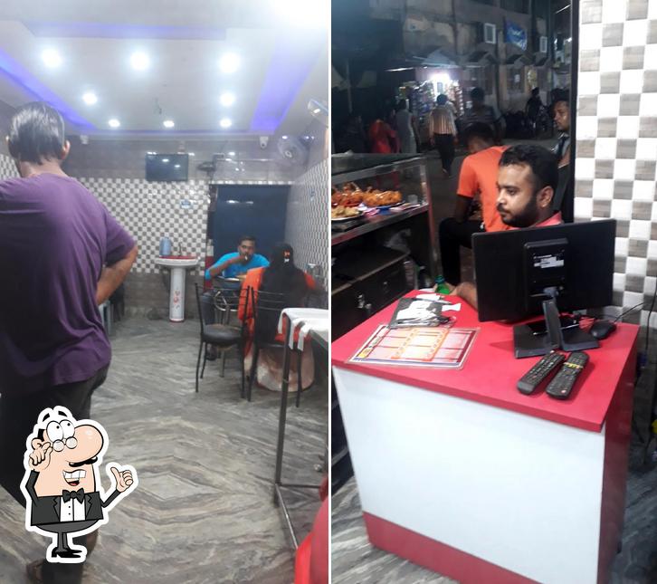 Take a seat at one of the tables at Tandoor