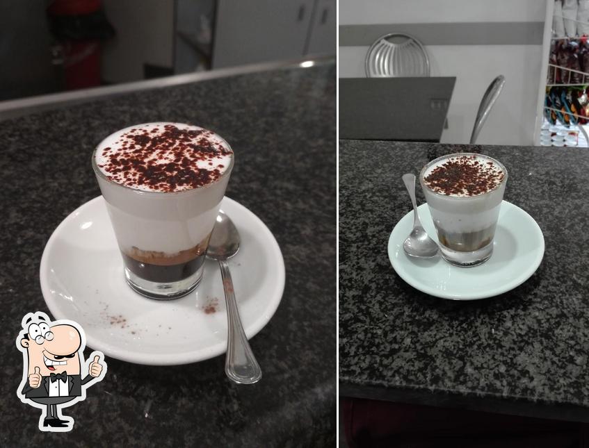 Guarda la immagine di Art's Café