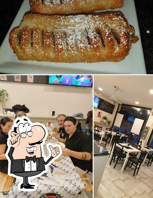 Dai un'occhiata agli interni di Bar Sport