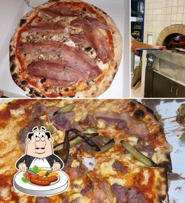 La cibo e interni del ristorante