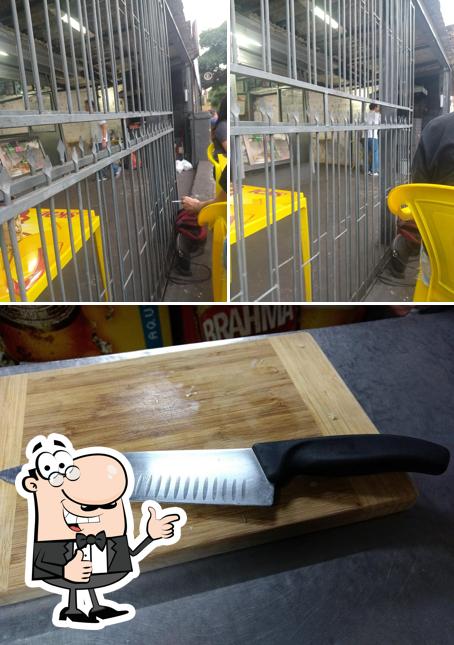 Look at the picture of Bar do San