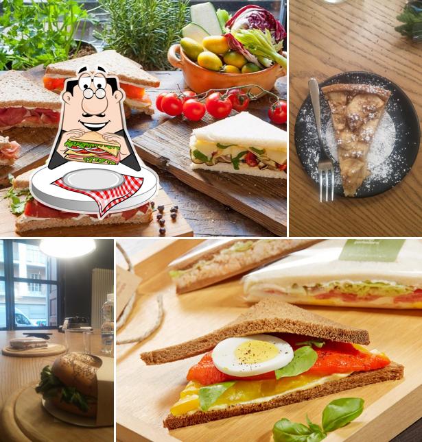 Club sandwich al Tramezzino Torino - Via Fratelli Calandra