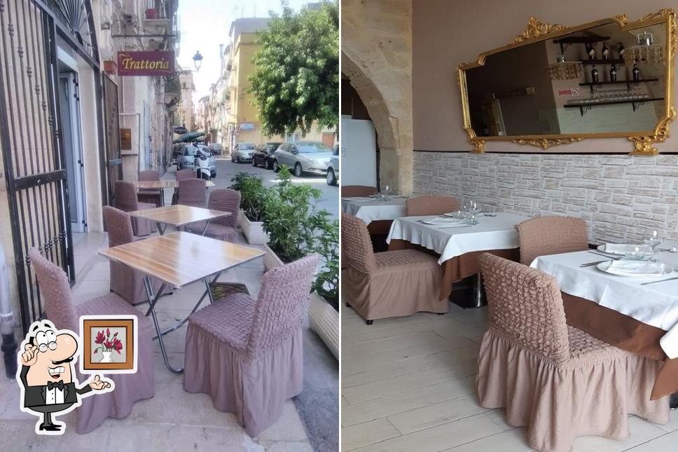 Siediti a un tavolo di Trattoria da Zia Franca Cucina Tipica Tarantina