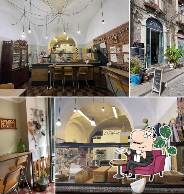 Siediti a un tavolo di La Tosteria