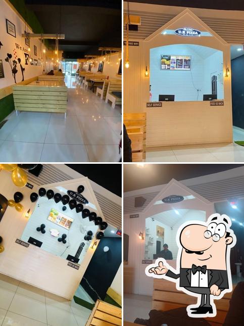 The interior of U.K PIZZA PATTRAN