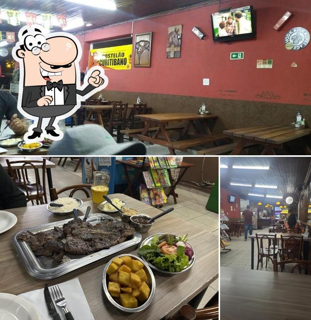 O interior do Costelão Curitibano