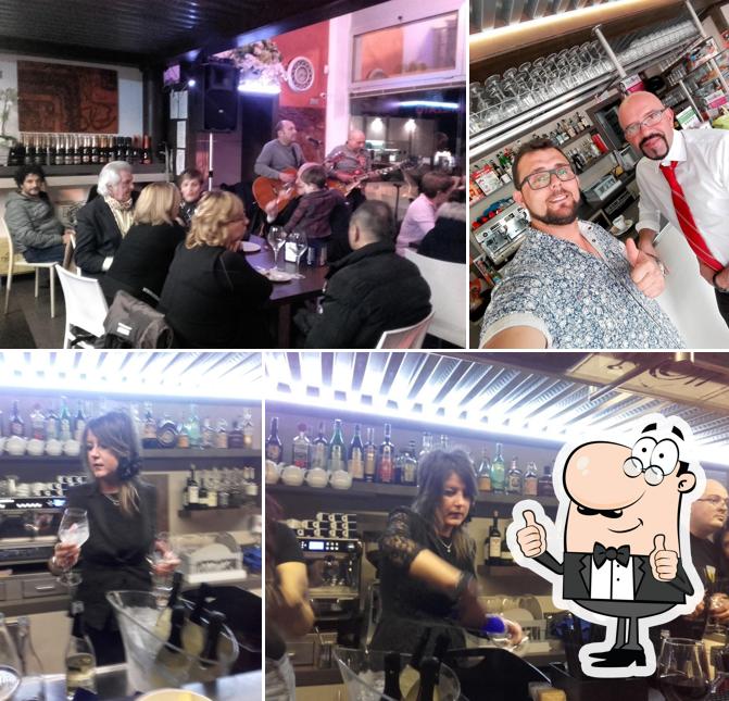 Bar Gallery