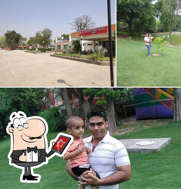 Check out how Dabchick Tourist Complex looks outside