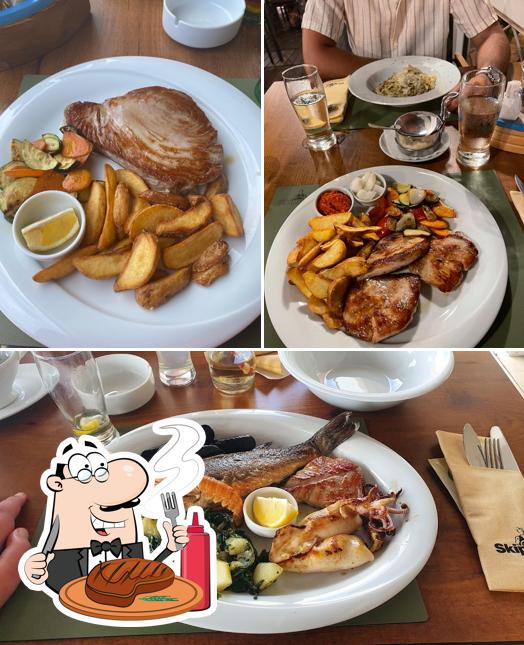 Prenditi i un pasto a base di carne a Grill&Fish Skipper